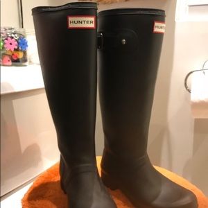 Original black Hunter boots